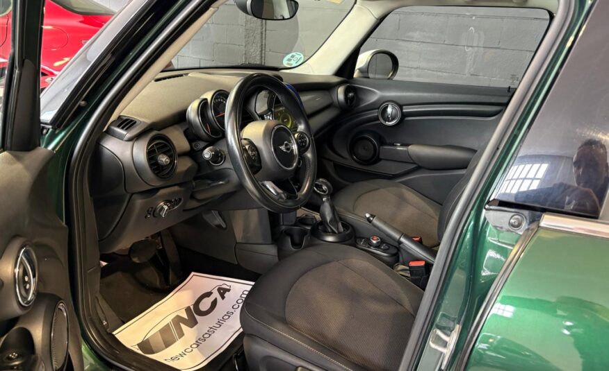 MINI MINI COOPER D 5 PUERTAS Automático